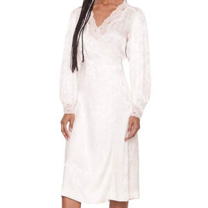 NEW VICTORIA'S SECRET COCONUT WHITE VINTAGE LACE & SATIN ROBE KIMONO SIZE M/L